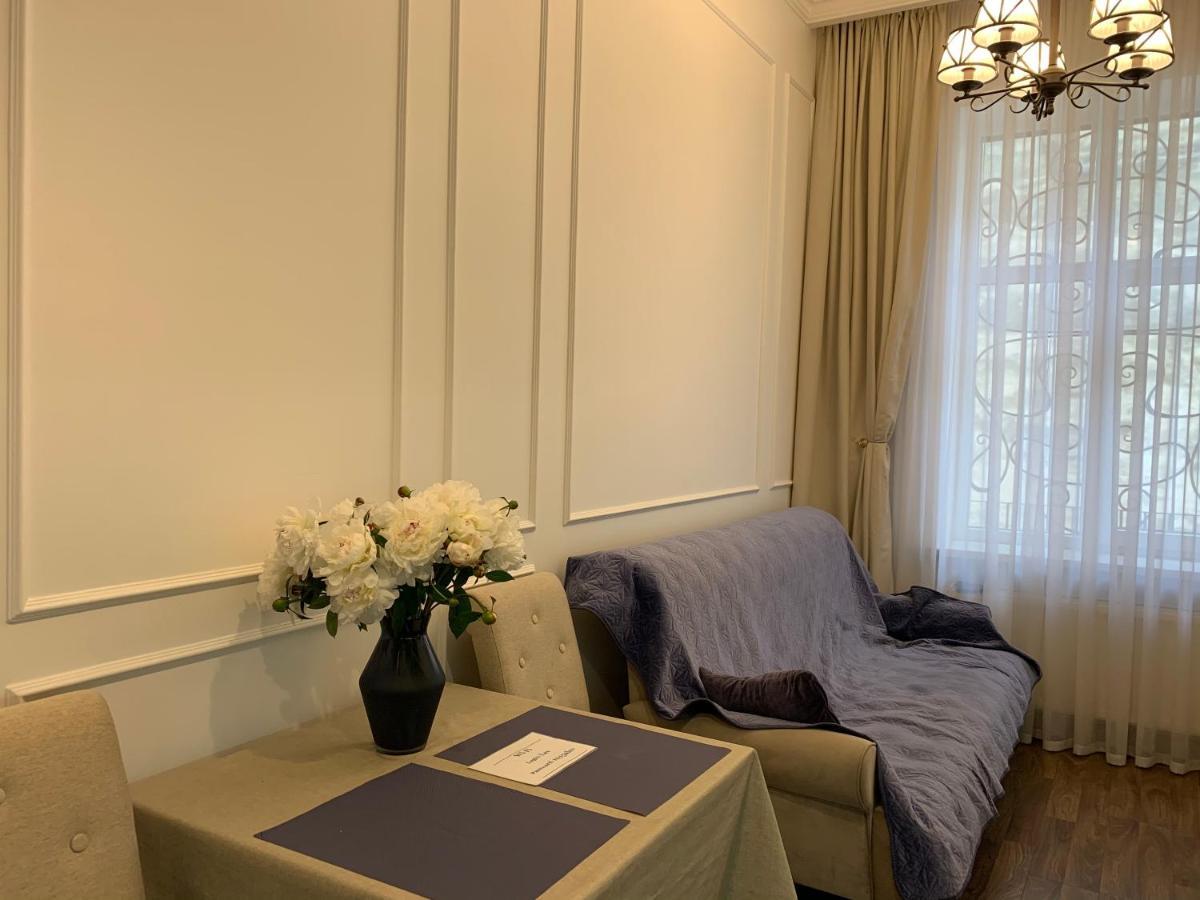 Lux Apartament На Левицького Liov Exterior foto