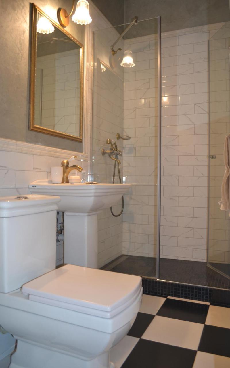 Lux Apartament На Левицького Liov Exterior foto